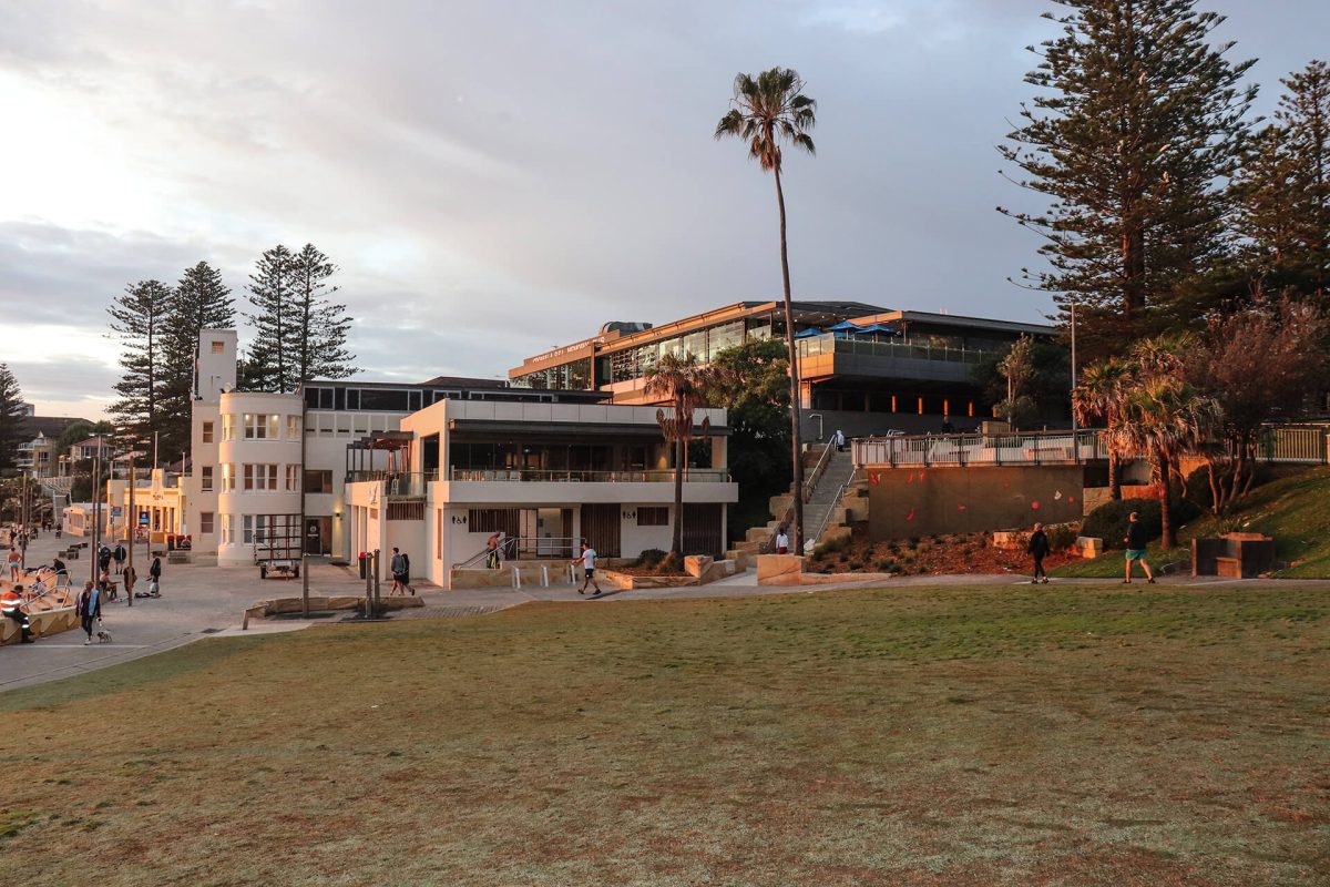 Cronulla Surf Club 4